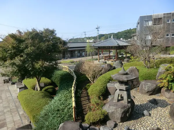 ふもと横丁
