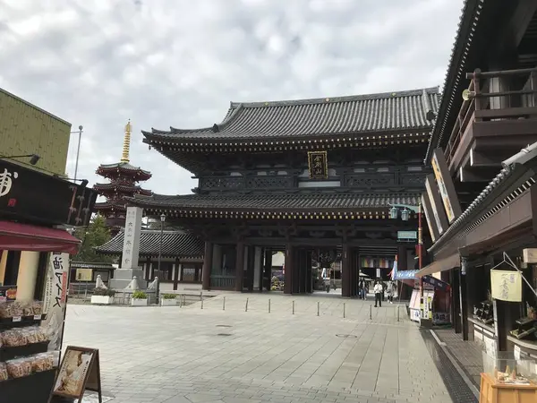 川崎大師到着です。