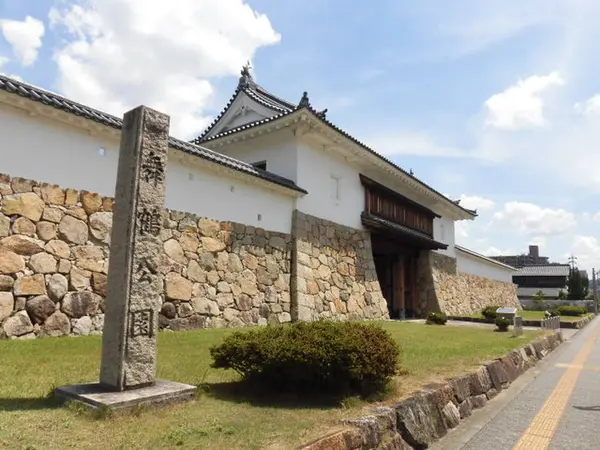 京極高三