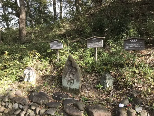 道端の道祖神