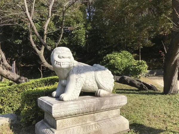 韓国風狛犬ですかね？^ - ^