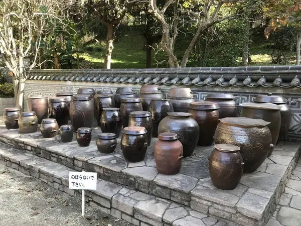 壺？瓶？