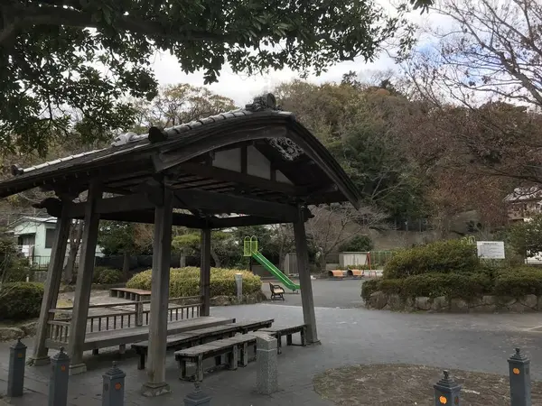 近隣の公園と称名寺市民の森