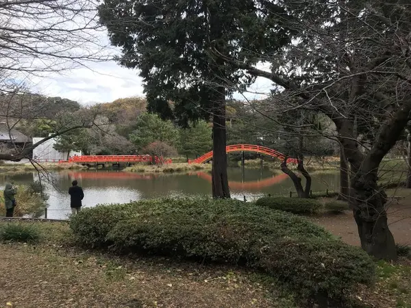 トンネル抜けたら庭園でした♪