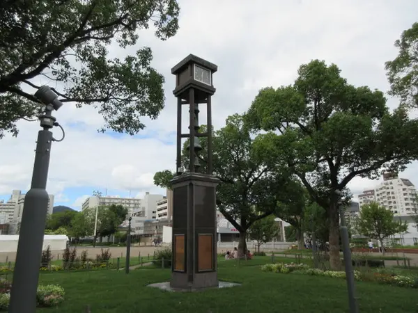 カリヨン時計塔