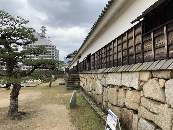 太鼓櫓、多聞櫓、平櫓