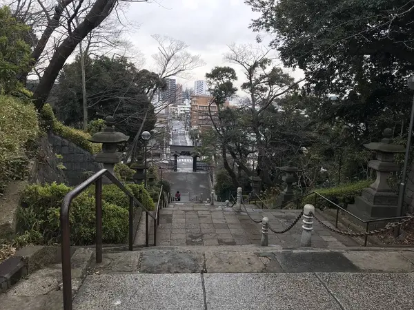 比教難持坂（しきょうなんじざか）