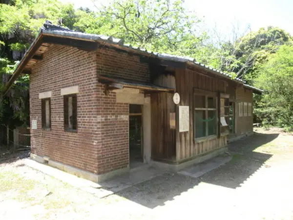 旧日本軍の宿舎跡