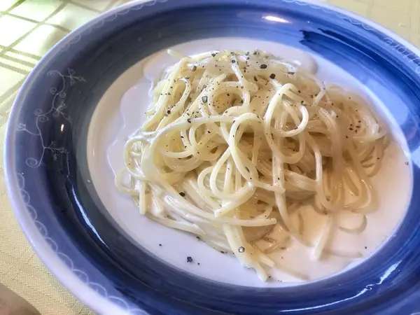 ゴルゴンゾーラのクリームソースパスタ