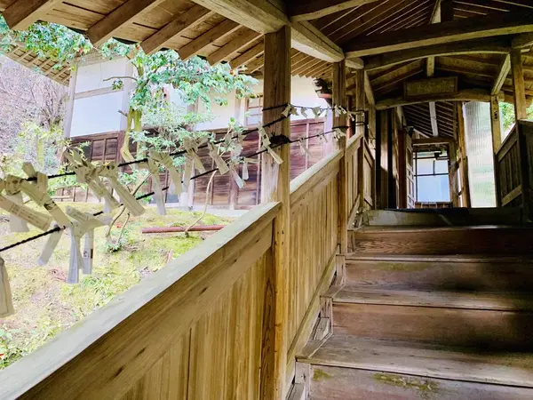 開山堂までの階段