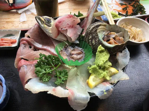 海鮮丼