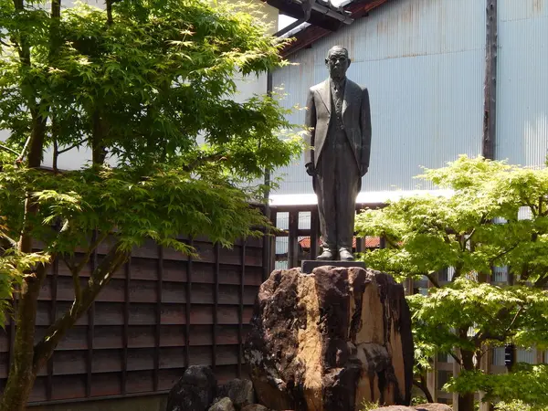 稲葉市郎右衛門さん