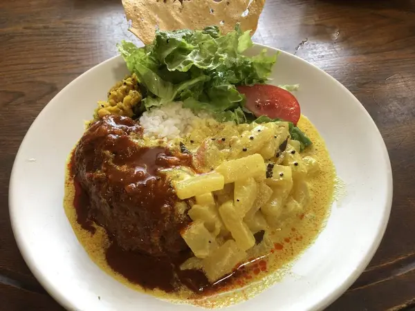 スサンタのおまかせランチ