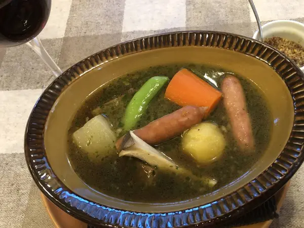 牛バラ肉とソーセージのポトフ
