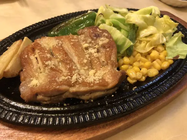 チキンソテー