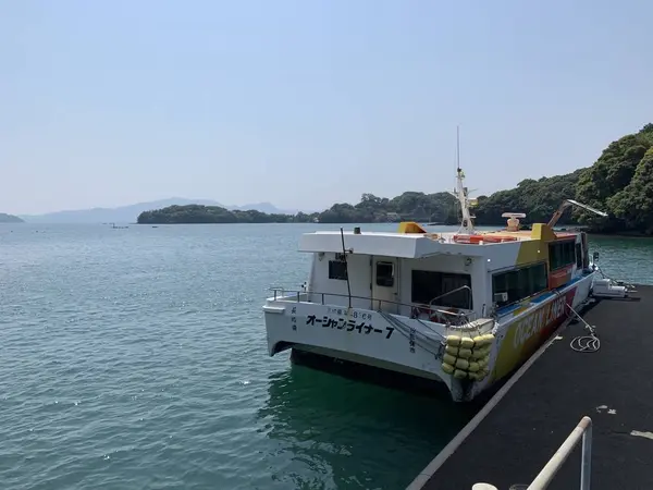 船でのアプローチ