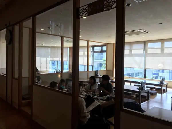 座敷席もあります。