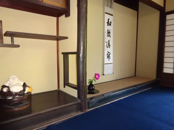 お茶席でお抹茶を…！