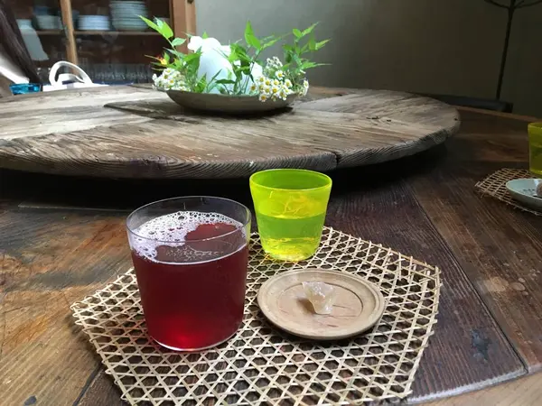 ドリンクとお菓子