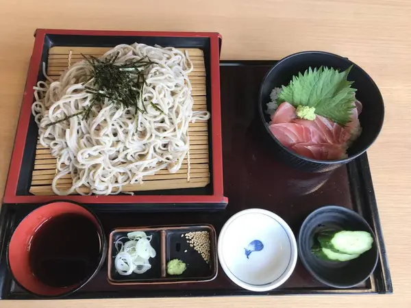 定食は、800円台から