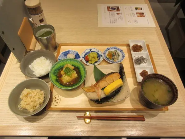 鮭の西京漬け焼き