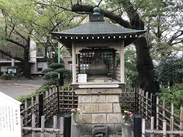 仏舎利殿の奥
