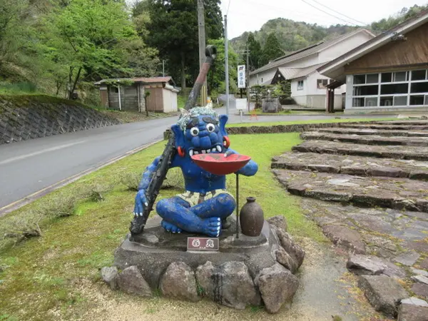 鬼のモニュメント