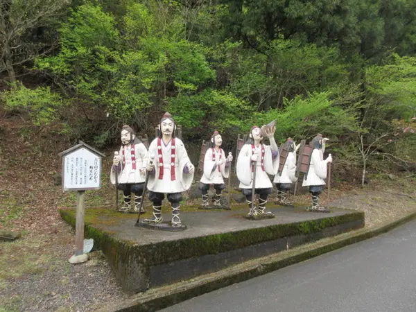 大江山にむかう頼光たち