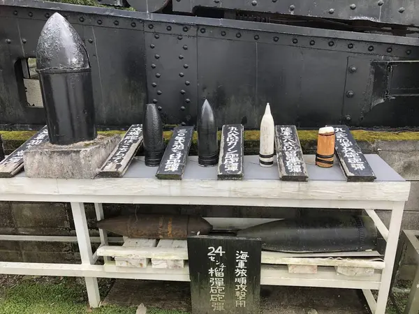 戦争博物館 入場門付近　展示②