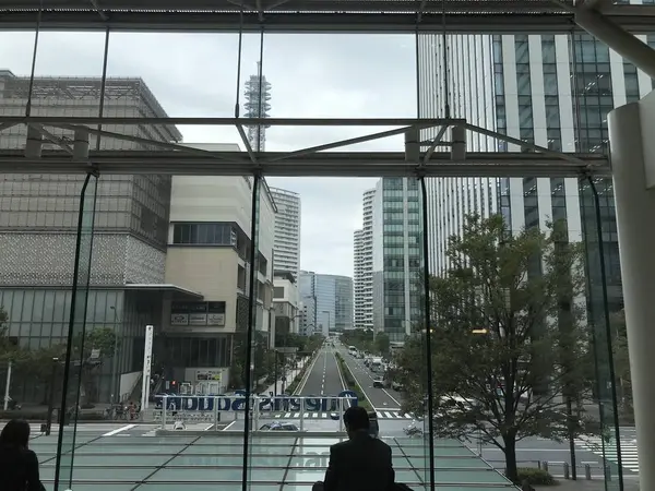 休憩ベンチ