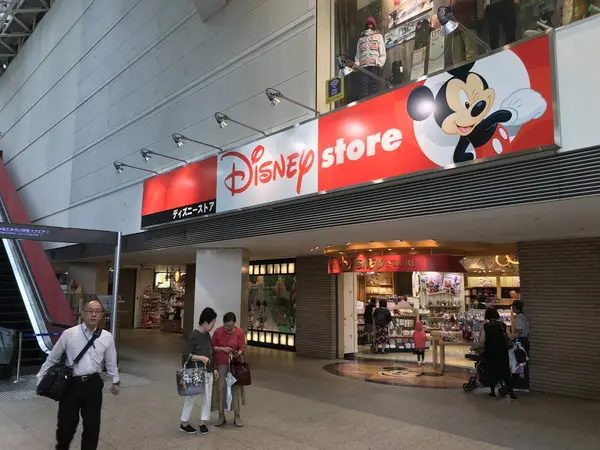 ディズニーストア