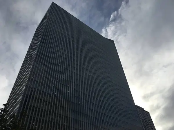 横浜三井ビル