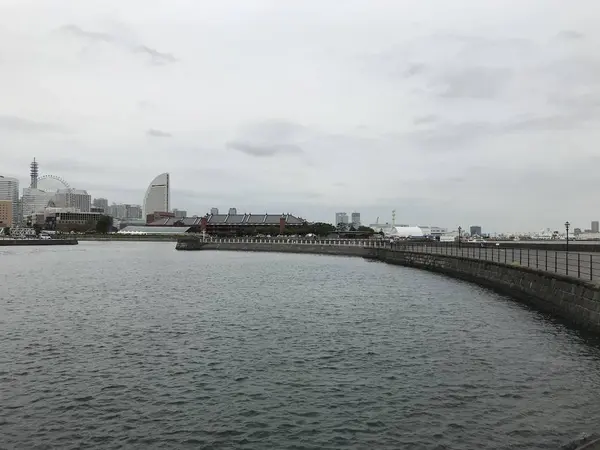 象の鼻防波堤に来ました。