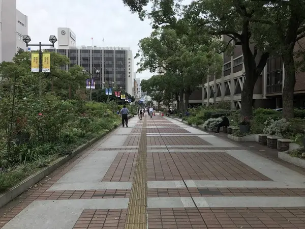 現市庁舎前のポケットパーク