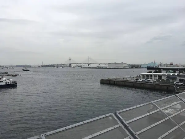 ベイブリッジ方向の眺望