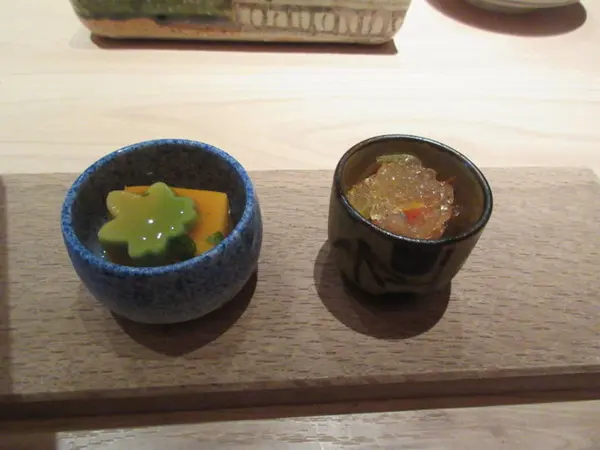 つきだし