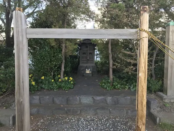 途中の祠