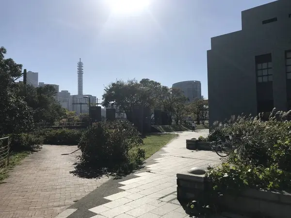 ポートサイド公園