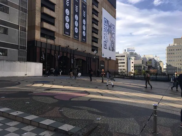 ビブレ前広場