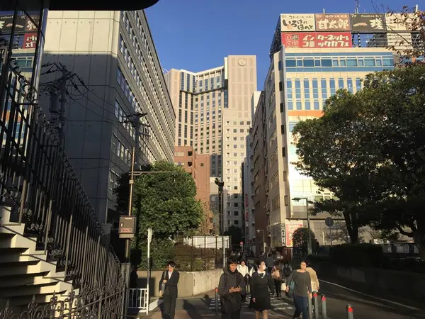 北幸オフィス街入り口