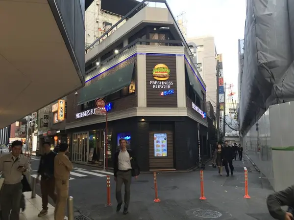 フレッシュネスバーガーのバー
