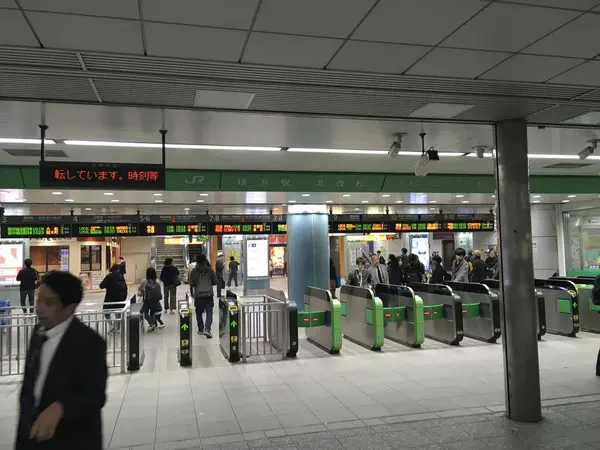 北改札はひっそり^_^