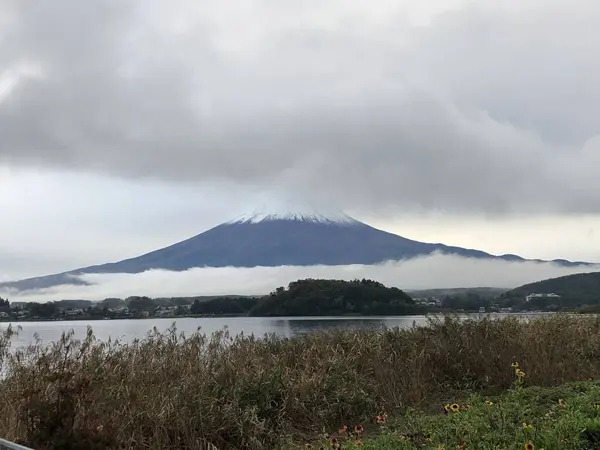 雲がかかる