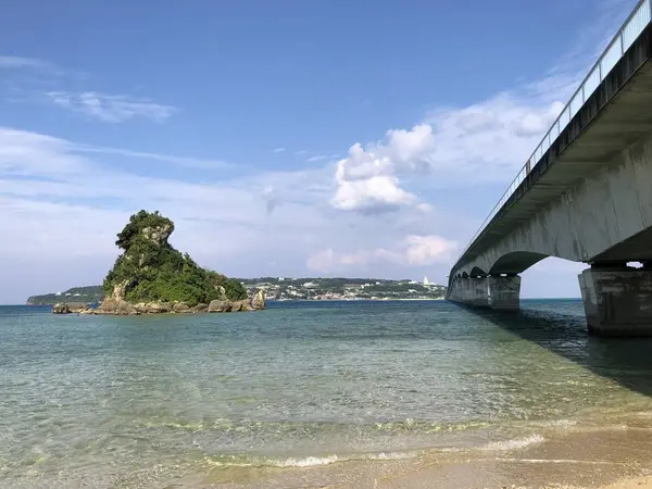 古宇利島の橋の手間にぁるSA?