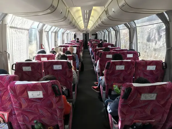 壁面はほぼ窓です♪