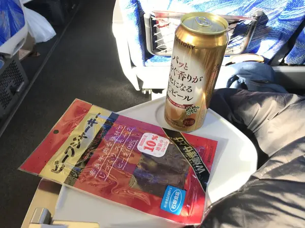 乗車後、速攻宴会w