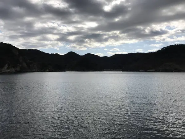 湖のようです。