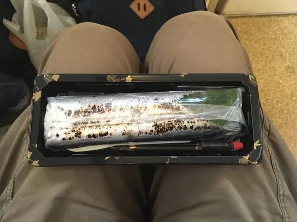 でも駅弁はサンマの棒鮨w