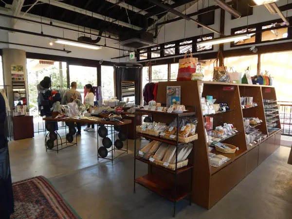 店内