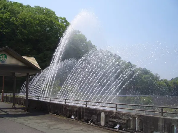 鷺の形をした大噴水